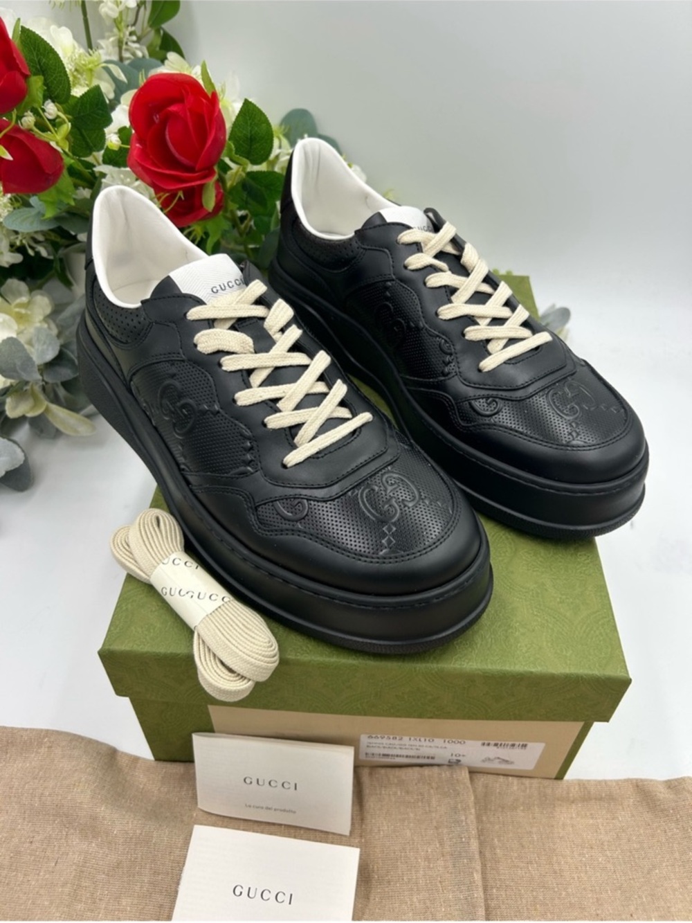 Men’s Gucci GG embossed leather sneakers size 10.5 made in Italy - Picture 3 of 11